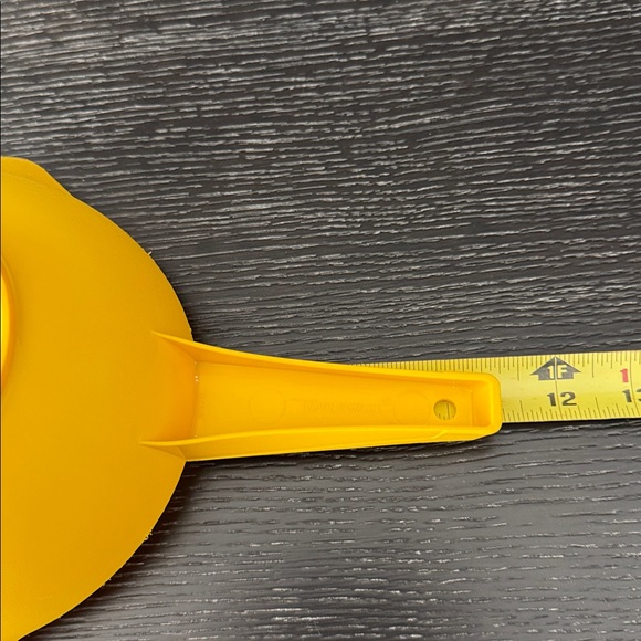 Tupperware Yellow Strainer with Handle - Picture 7 of 7